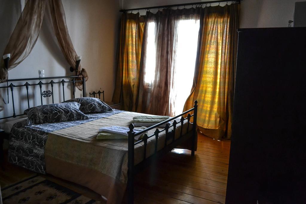 Althea Archontika Tis Androu Apartment Batsi Room photo